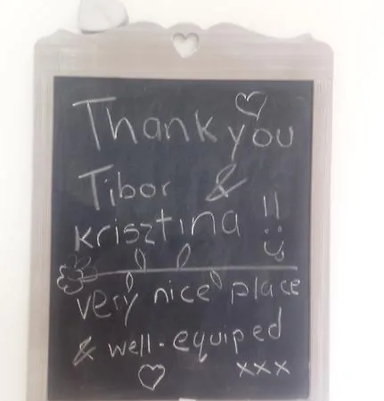 Seaview Luxury Penthouse With Shared Swimming Pool Għajnsielem