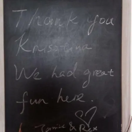 Seaview Luxury Penthouse With Shared Swimming Pool * Għajnsielem