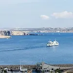 Il-kannizzata Luxurious Gozo Penthouse With Sea View & Pool Apartment Għajnsielem