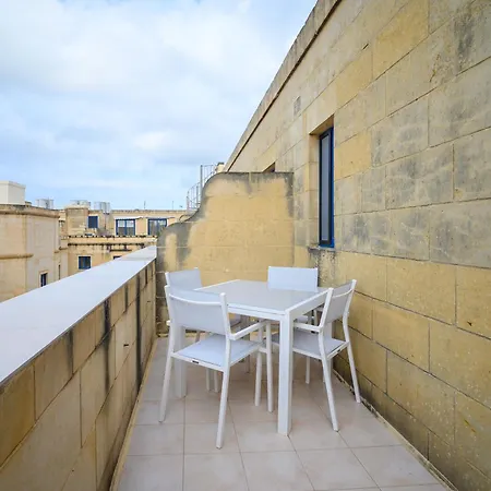 Il-kannizzata Luxurious Gozo Penthouse With Sea View & Pool Appartement Għajnsielem