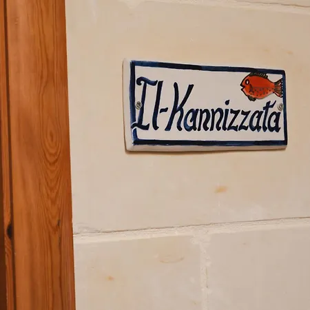 Il-kannizzata Luxurious Gozo Penthouse With Sea View & Pool Għajnsielem