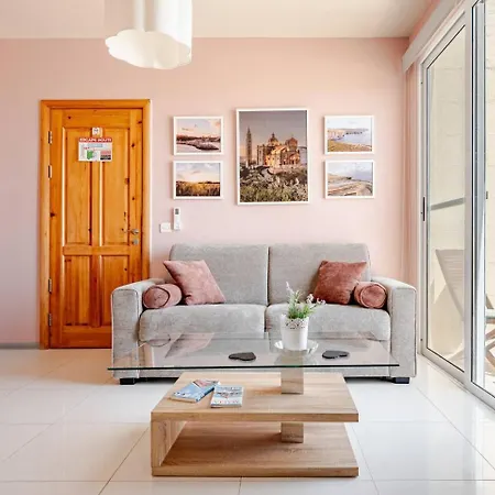 Il-kannizzata Luxurious Gozo Penthouse With Sea View & Pool Appartement *