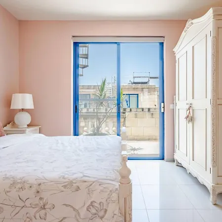 Il-kannizzata Luxurious Gozo Penthouse With Sea View & Pool Appartement