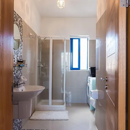 아파트 Seaview Luxury Penthouse With Shared Swimming Pool *