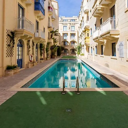 Il-kannizzata Luxurious Gozo Penthouse With Sea View & Pool