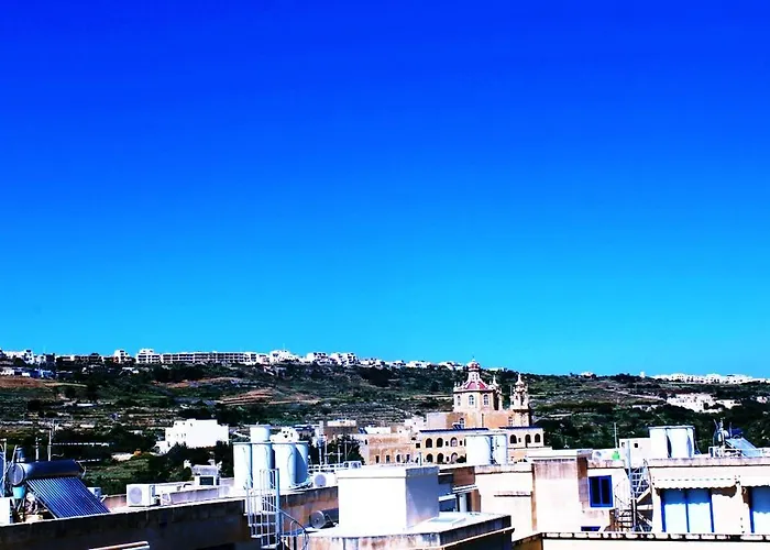 Il-kannizzata Luxurious Gozo Penthouse With Sea View & Pool * Għajnsielem