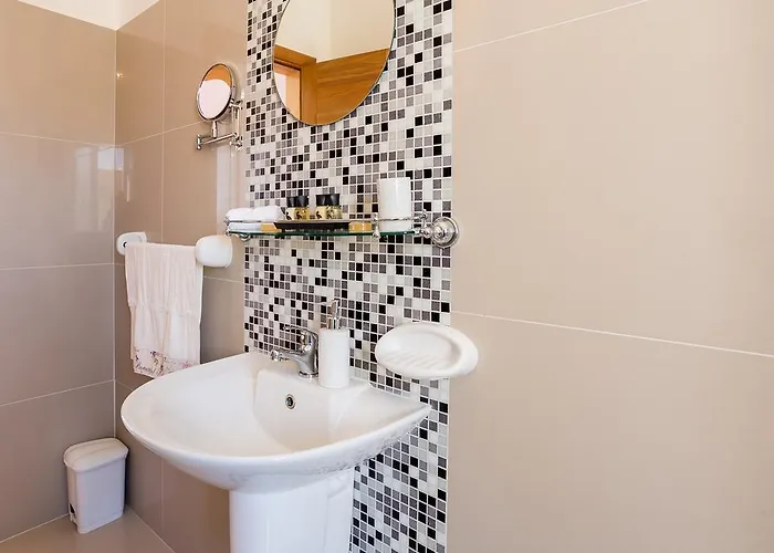 Il-kannizzata Luxurious Gozo Penthouse With Sea View & Pool