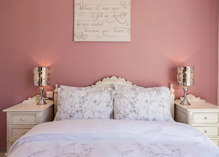 Il-kannizzata Luxurious Gozo Penthouse With Sea View & Pool Għajnsielem