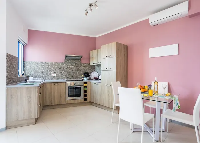 Il-kannizzata Luxurious Gozo Penthouse With Sea View & Pool *